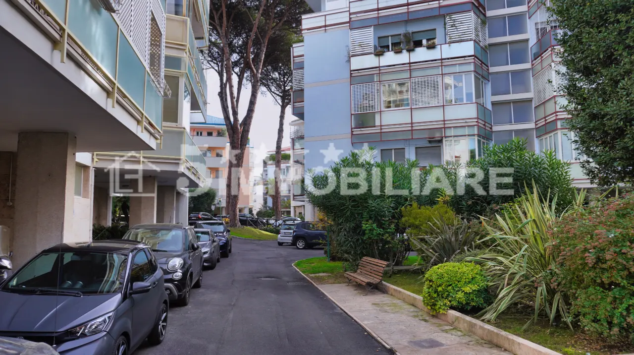 Esclusivo Appartamento di Lusso in Vendita a Roma - Vigna Clara, nel Cuore della "Beverly Hills Romana" – foto 1